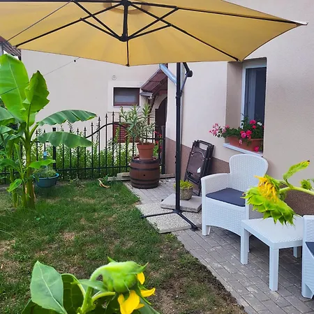 Mi Casa Vendeghaz - Apartments Eger Exterior photo