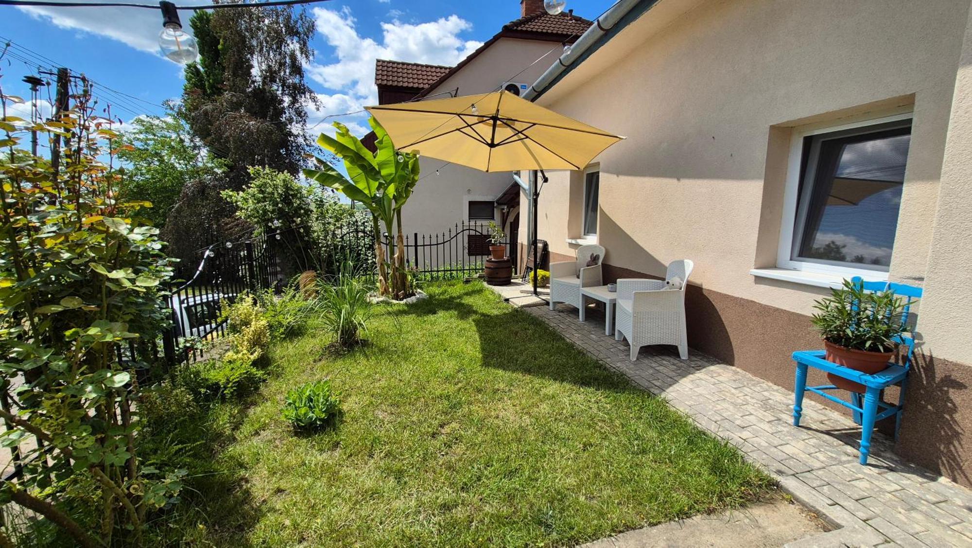 Mi Casa -